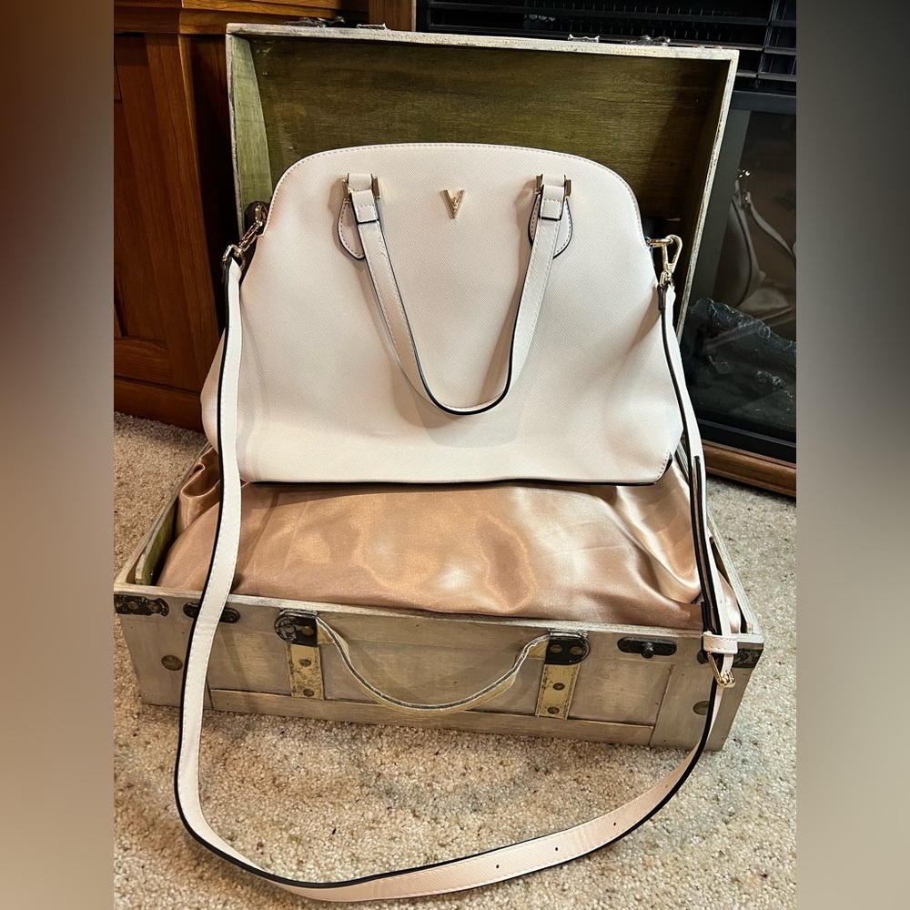 Vanessa Williams Bag